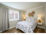 15831 Sunset Ct - Photo 11