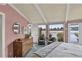 2055 Jantzen Ave - Photo 27