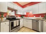1048 Burnside Rd - Photo 15