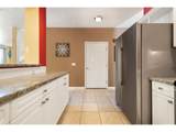 1048 Burnside Rd - Photo 17