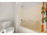 1048 Burnside Rd - Photo 25