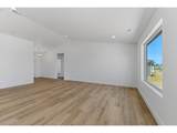 219 Sparrow St - Photo 11