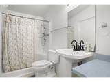 5517 Lexington St - Photo 28