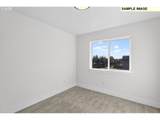 2575 Justus Ave - Photo 33