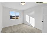 2575 Justus Ave - Photo 37