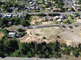  E 9th - Photo 3