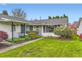 863 Fleming Ave - Photo 1