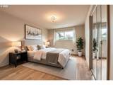 863 Fleming Ave - Photo 13
