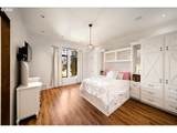 8055 Powell Butte Hwy - Photo 16