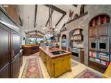 8055 Powell Butte Hwy - Photo 6