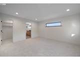 423 Meadows Dr - Photo 24
