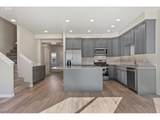 575 Baker St - Photo 19