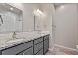 575 Baker St - Photo 27