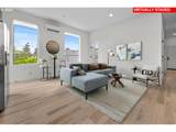 6610 Greenwich Ave - Photo 11