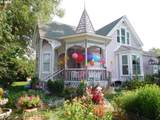 101 3RD St - Photo 1