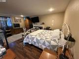 2460 E St - Photo 15