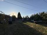 2460 E St - Photo 26