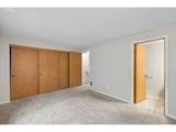 13216 Salmon Creek Ave - Photo 15