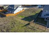 2805 Mt Ashland Ln - Photo 16