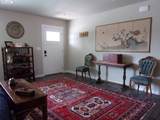 1340 Lisa Way - Photo 10