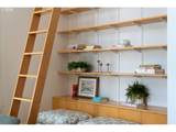 1009 Hoyt St - Photo 11