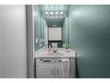 1009 Hoyt St - Photo 26