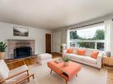 1349 Melrose Ave - Photo 9