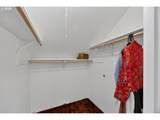 1421 Anderson Ave - Photo 35