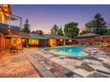 6155 Seymour St - Photo 32