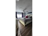 114 6TH St - Photo 11