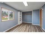 114 6TH St - Photo 17