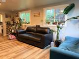677 Moffitt Rd - Photo 12