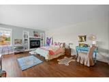 738 Marion Ave - Photo 15