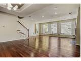 1616 Montgomery St - Photo 19