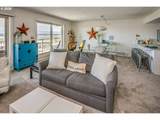 1146 Marion Ave - Photo 17