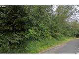 17609 81st St - Photo 2