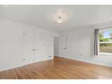 2742 Bluff Ave - Photo 24