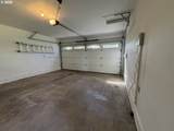 2742 Bluff Ave - Photo 40