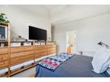 2442 Burnett St - Photo 18