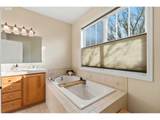 2442 Burnett St - Photo 20