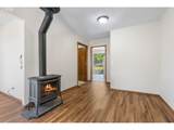 210 Franklin St - Photo 12
