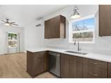 5592 Burnett Ave - Photo 12
