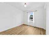 5592 Burnett Ave - Photo 22