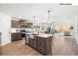 561 Taft St - Photo 6
