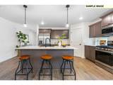 561 Taft St - Photo 8
