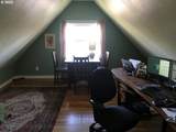 934 Nehalem St - Photo 16