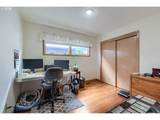 24203 Oregon St - Photo 16