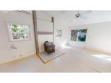 614 Hassett St - Photo 18