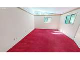 614 Hassett St - Photo 33