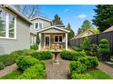 330 6TH St - Photo 19